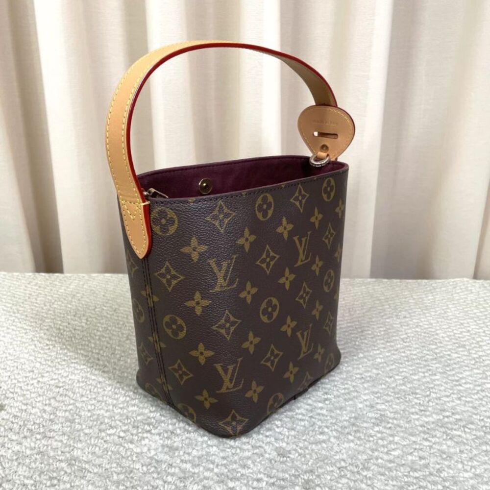 Louis Vuitton Women Pre-Loved Bag Very Good Condition